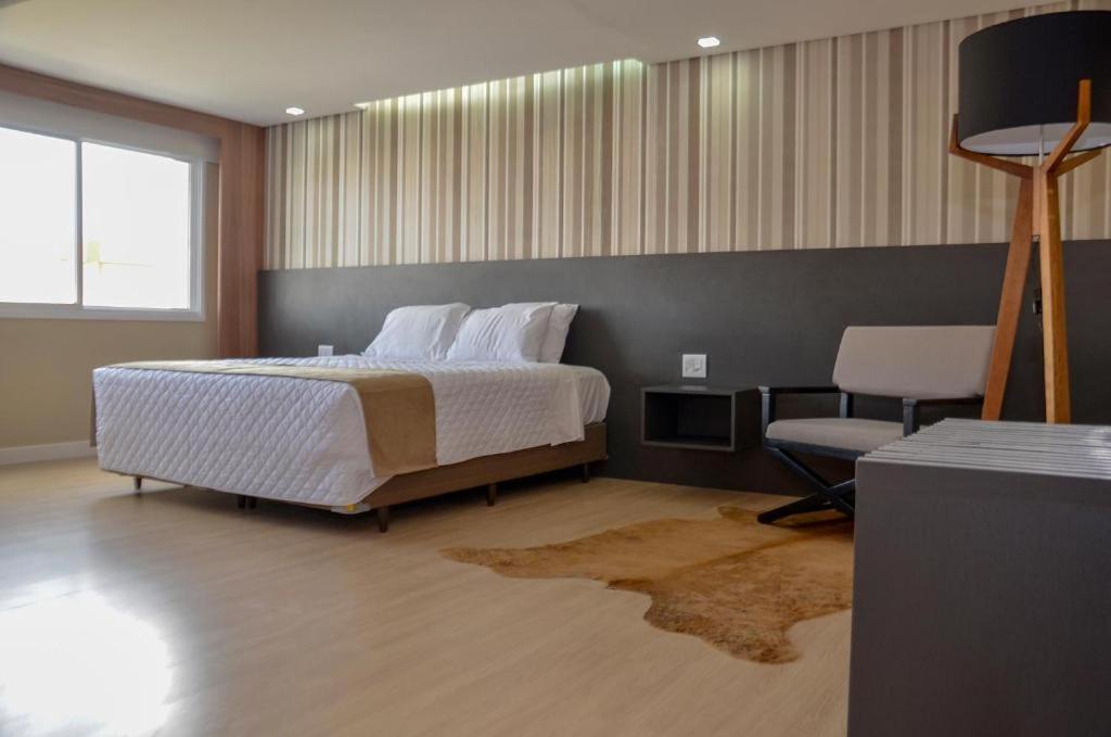 M Tower Hotel Пелотас Екстериор снимка