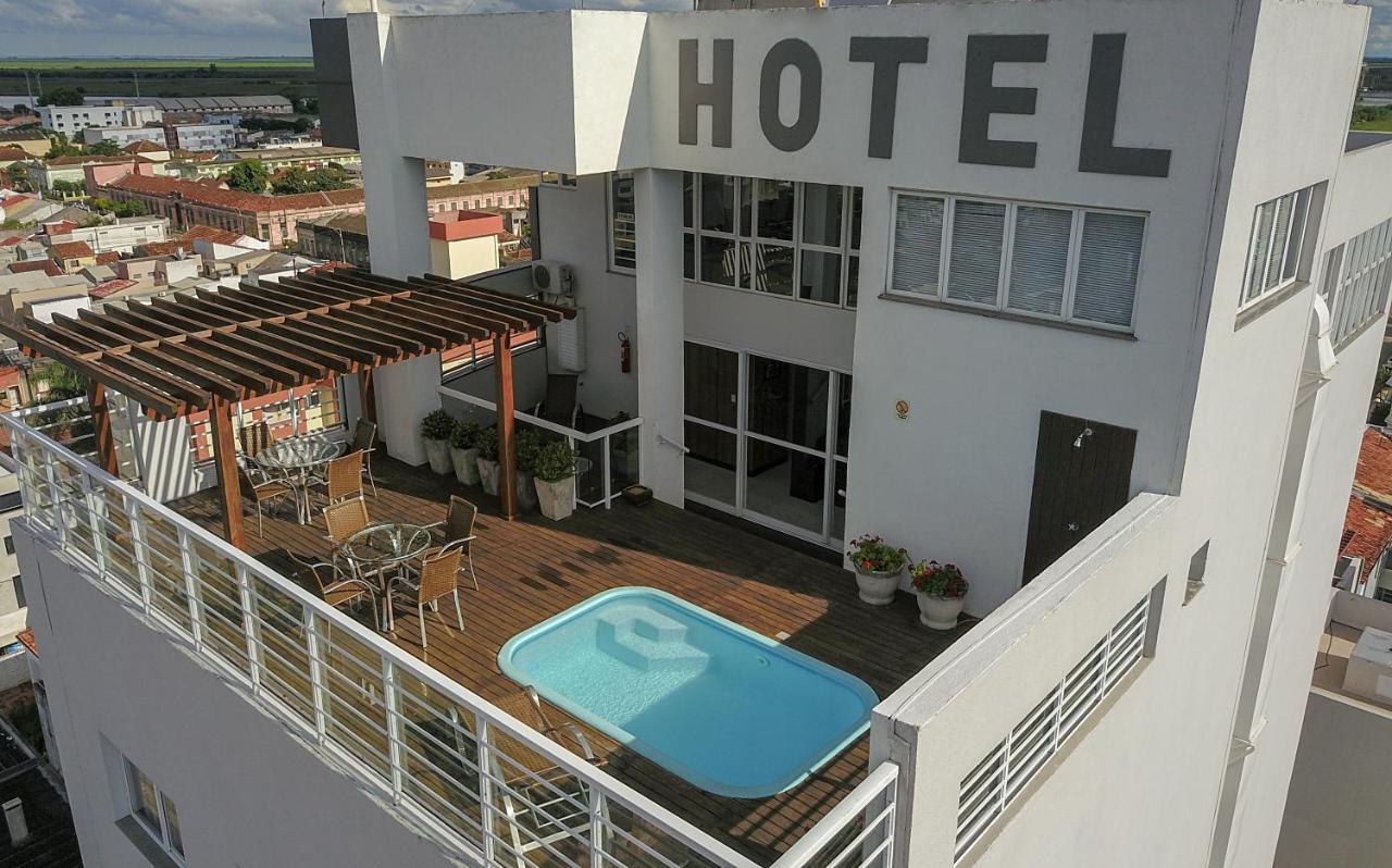 M Tower Hotel Пелотас Екстериор снимка