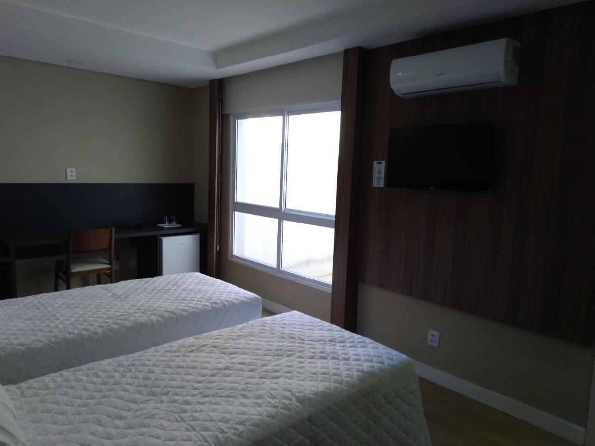 M Tower Hotel Пелотас Екстериор снимка