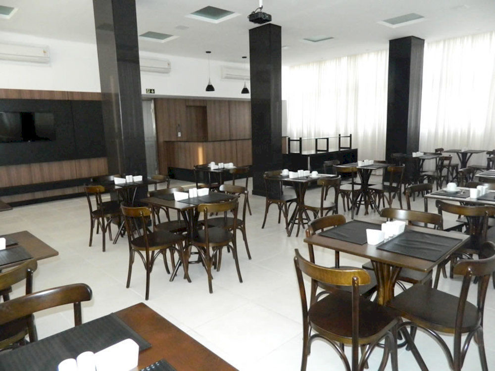 M Tower Hotel Пелотас Екстериор снимка